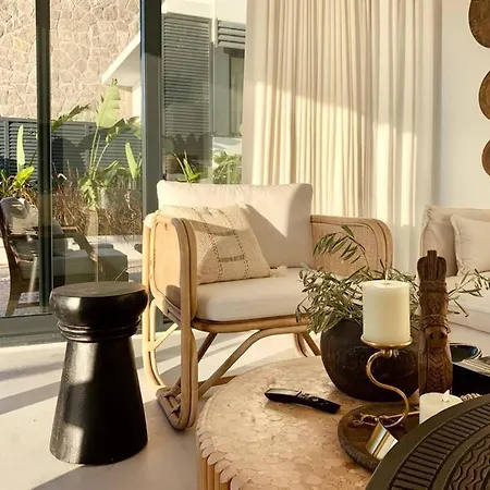 Pure Luxury In Vilă Yalıkavak